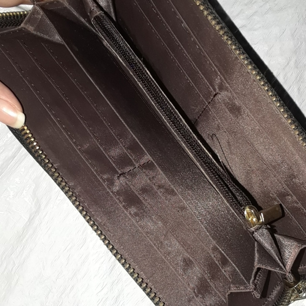 Wallet - Picture 2 of 2